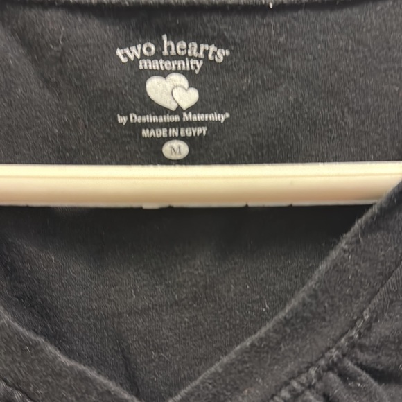 two hearts Maternity T Shirt. Short sleeve. Black. V neck. Size medium - Picture 3 of 3